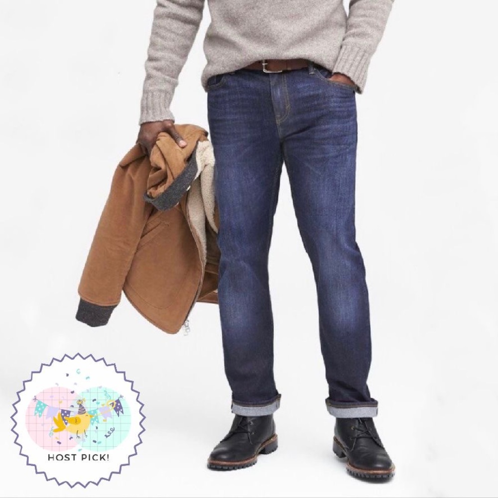 BANANA REPUBLIC 31x32 Dark Wash Straight Jeans